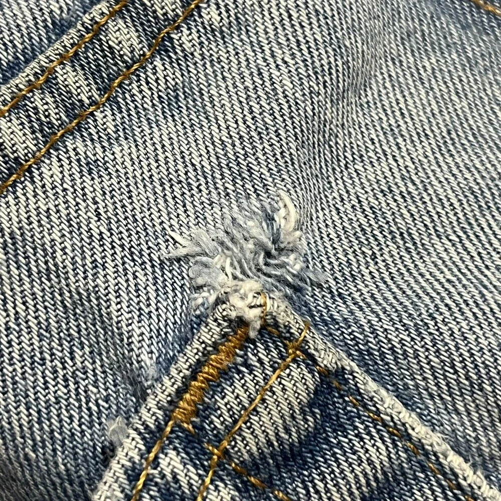 Vintage Levis 34x30 Jeans 550 USA Levi Skate Distressed Thrashed Denim 1990s